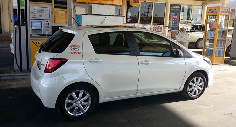 טויוטה יאריס החדשה-חסכונית בדלק עם 15 ק"מ לליטר בפועל