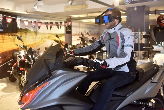 נסיעת מבחן באמצעות טכנולוגיית VR בעופר אבניר. קרדיט אסף רחמים