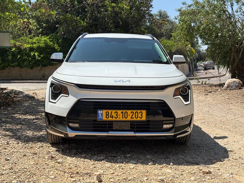 קיה נירו היברידית 2025